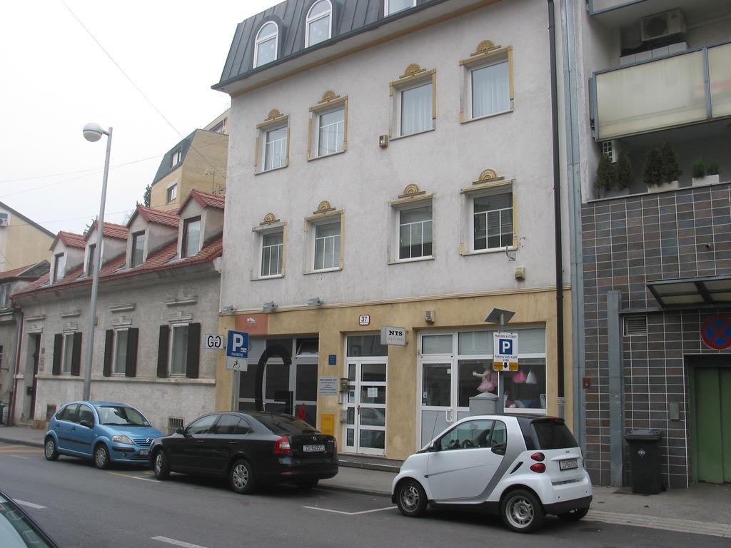Apartment Fleger Zagreb Eksteriør bilde