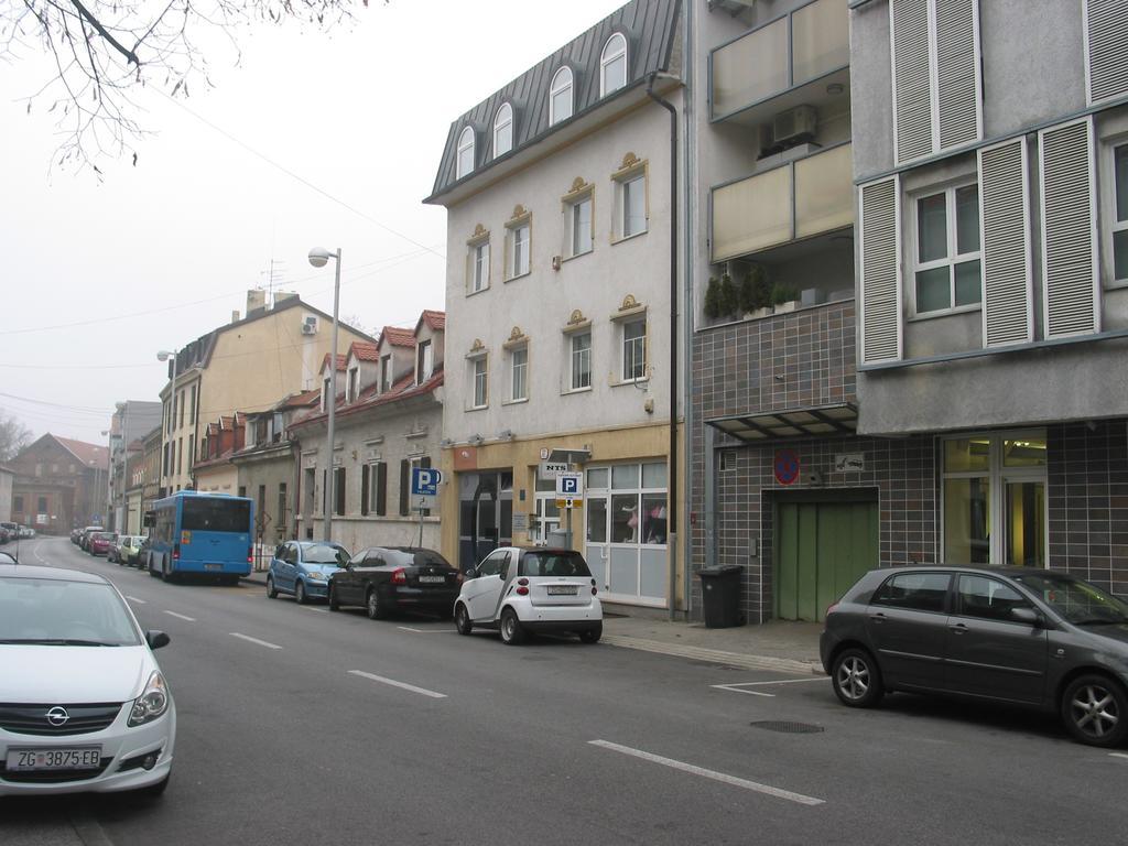 Apartment Fleger Zagreb Eksteriør bilde
